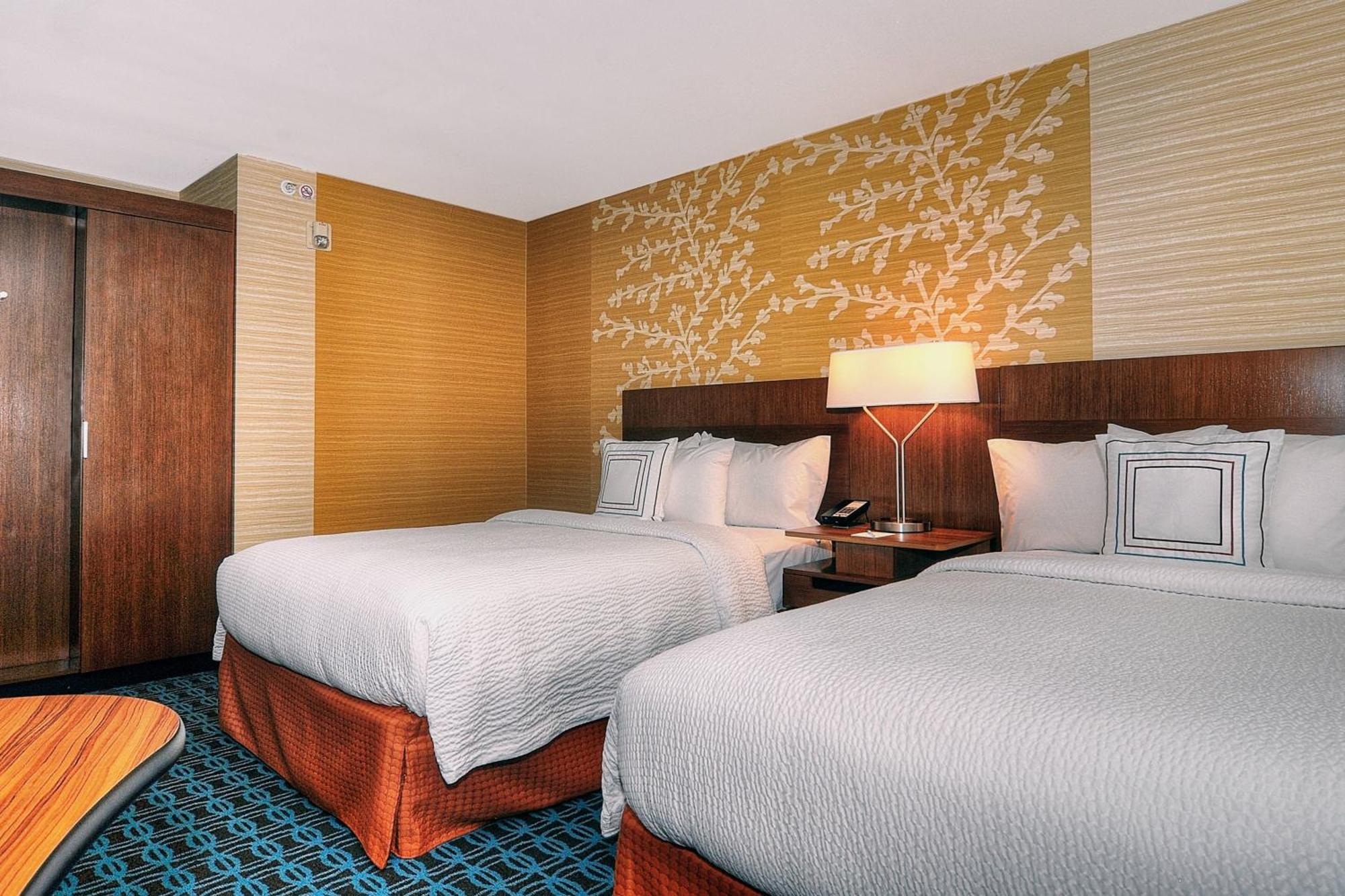 Fairfield Inn & Suites By Marriott Los Angeles Роузмийд Екстериор снимка