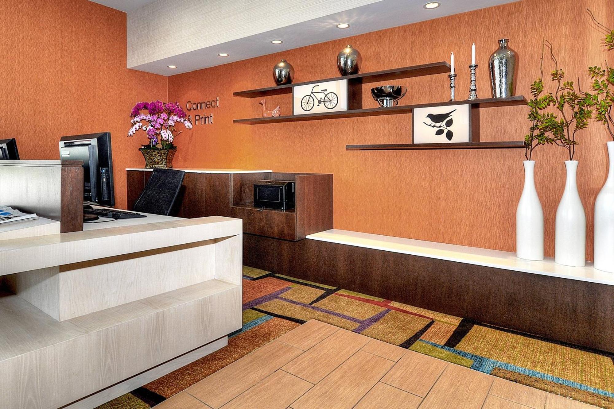 Fairfield Inn & Suites By Marriott Los Angeles Роузмийд Екстериор снимка