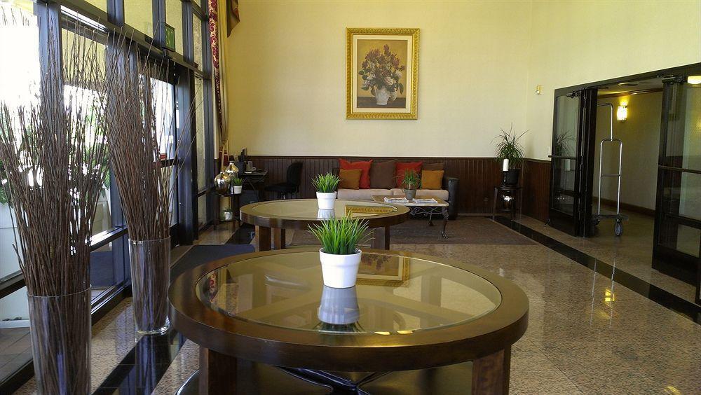 Fairfield Inn & Suites By Marriott Los Angeles Роузмийд Екстериор снимка